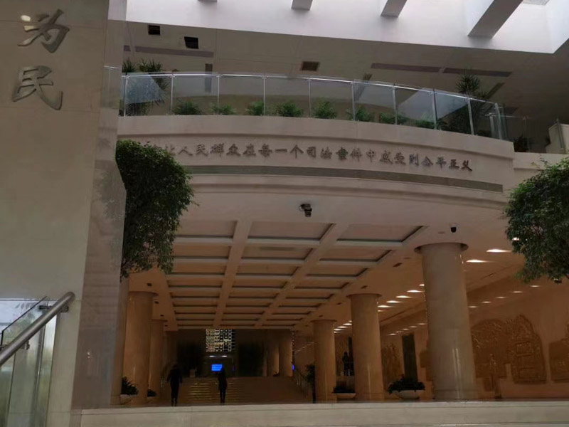 盜竊罪與搶劫搶奪犯罪該如何區(qū)分？寶山刑事律師來回答