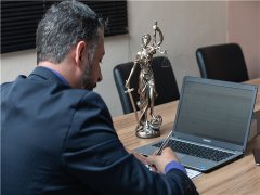上海刑事案件律所解析有些行為小心構成幫信罪